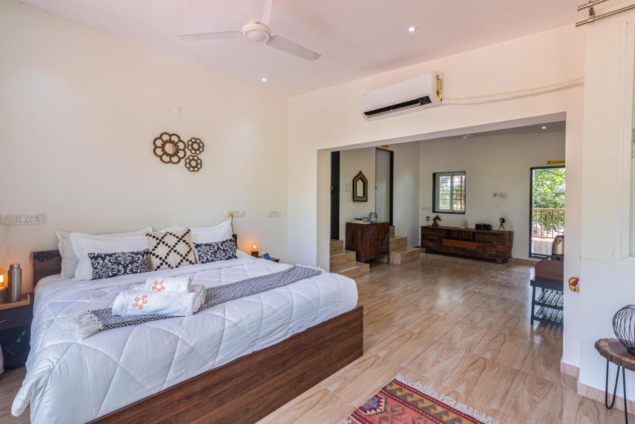 Saffronstays Vyom Farms Карджат Экстерьер фото