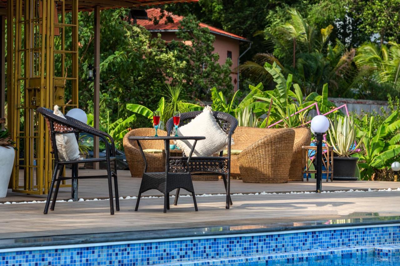 Saffronstays Vyom Farms Карджат Экстерьер фото