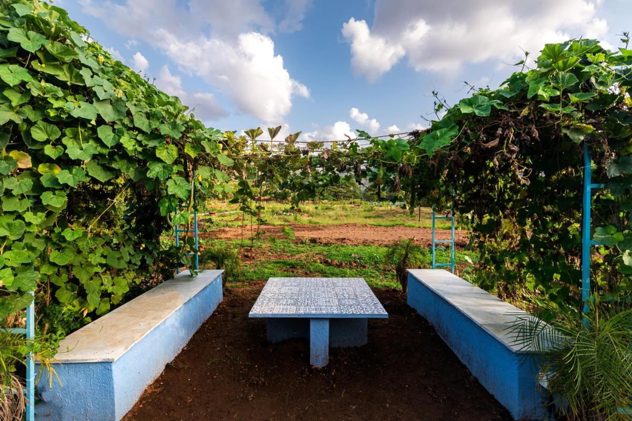 Saffronstays Vyom Farms Карджат Экстерьер фото